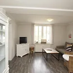 Villa Maria Ferienwohnung Marianne 35 Mit Gratis Nutzung Vom Ahoi Erlebnisbad Und Sauna In Sellin * غورين